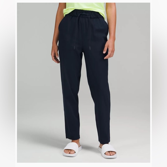 Lululemon Navy Stretch High-Rise Pant Size 2 - Picture 3 of 10